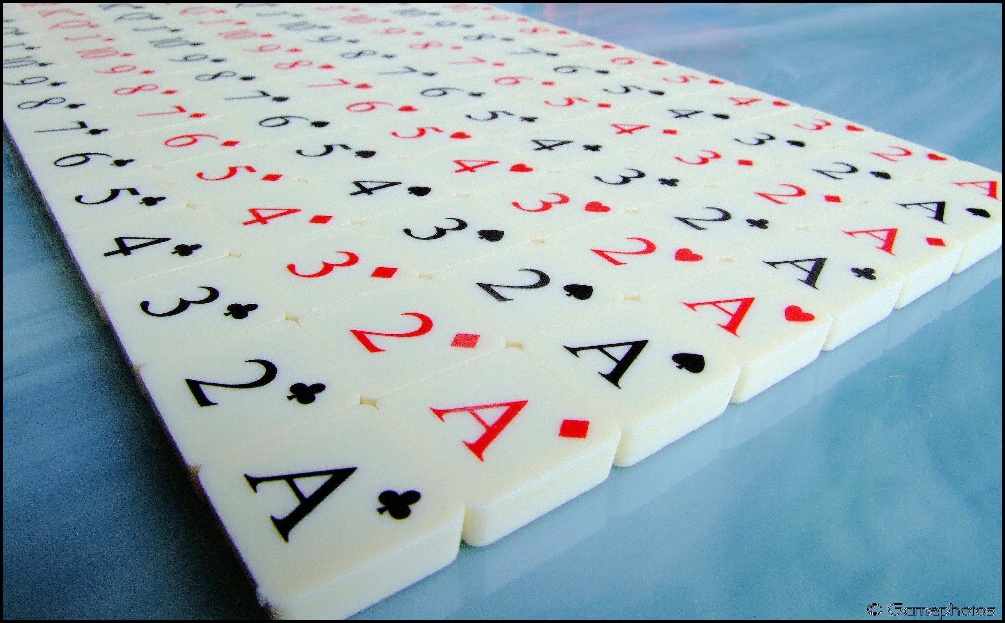 Crosshand Poker - Tile Square
