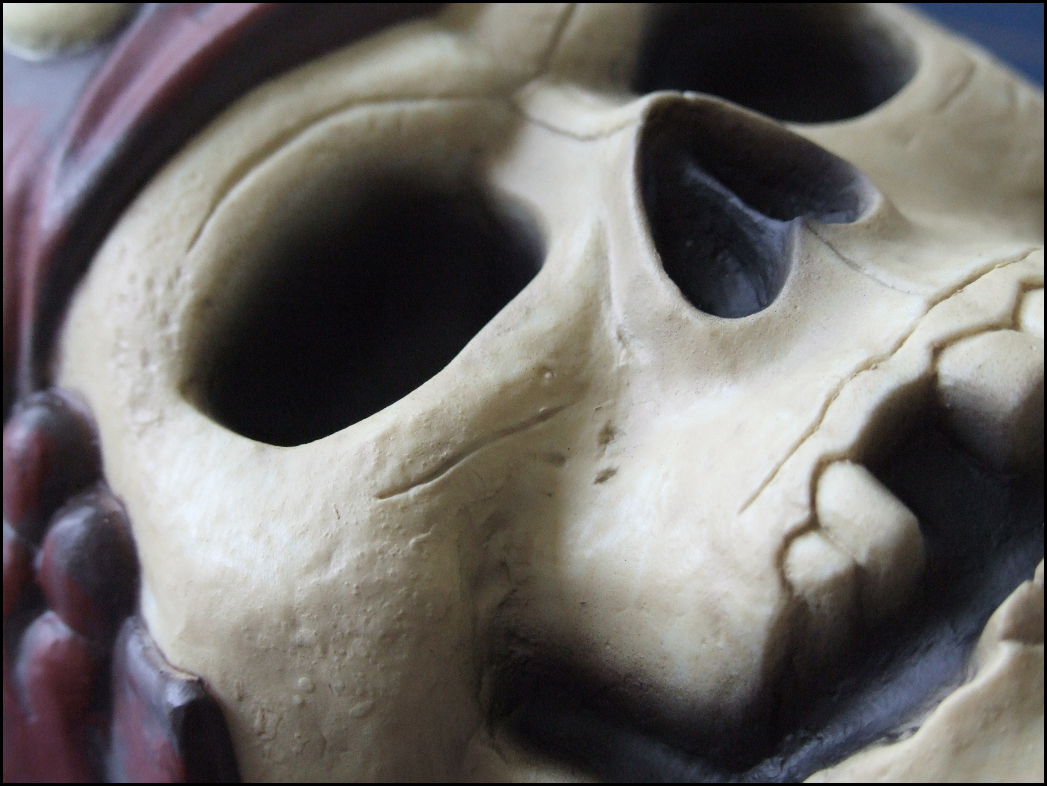 Uno Pirates - Skull Detail