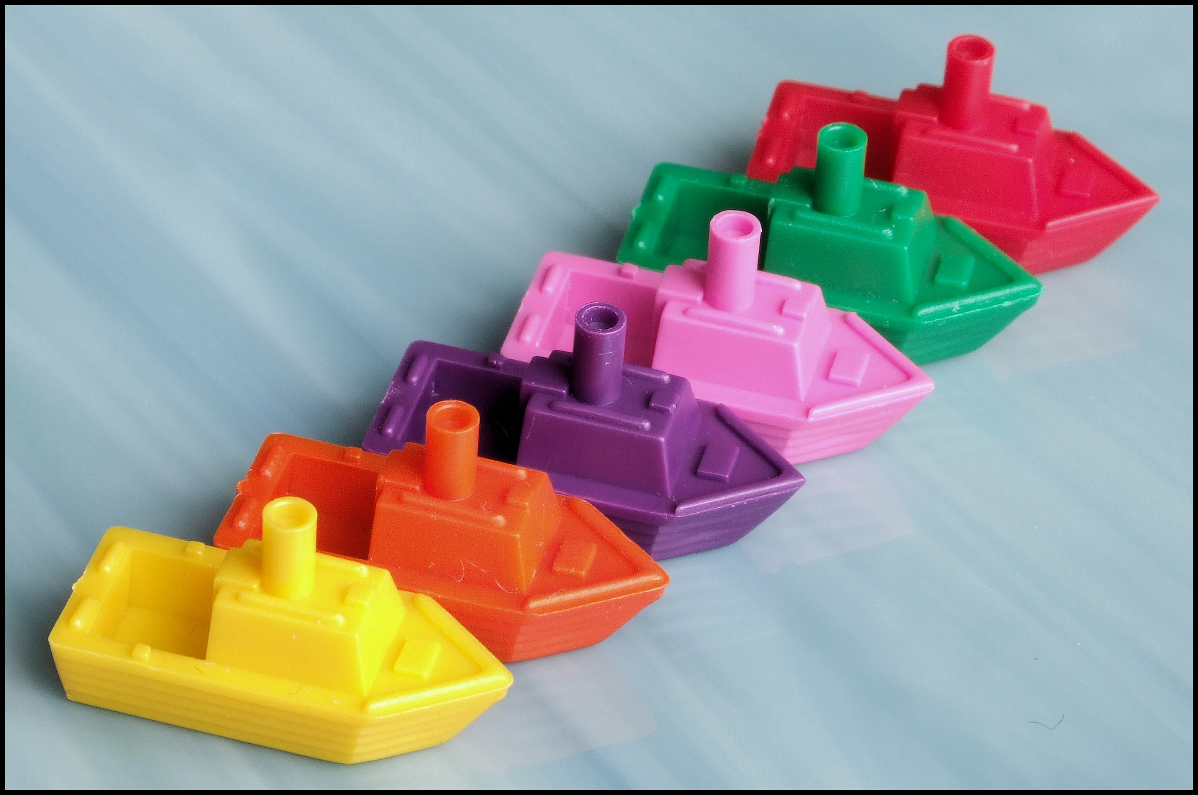 The Dolphin Training Game - Player Boats