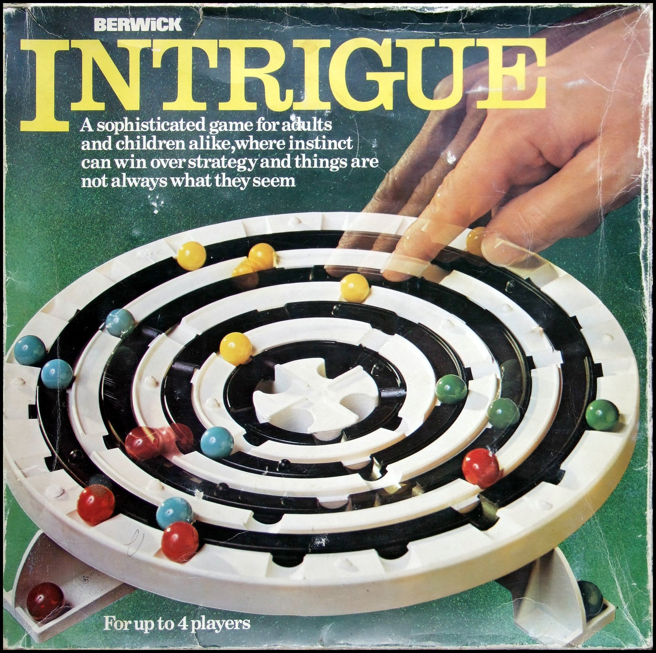 Intrigue - Box Front